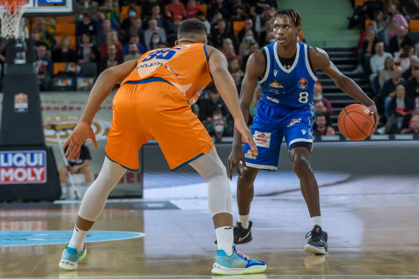 比目前市场 比目前市场